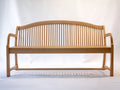 Banc de jardin en bois 180 x 62 x 95 cm - Bois naturel - Dossier incurvé à barreaux et accoudoirs pour extérieur